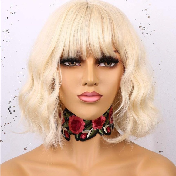 Short Bob Wigs with Bangs - Picture 1 of 7